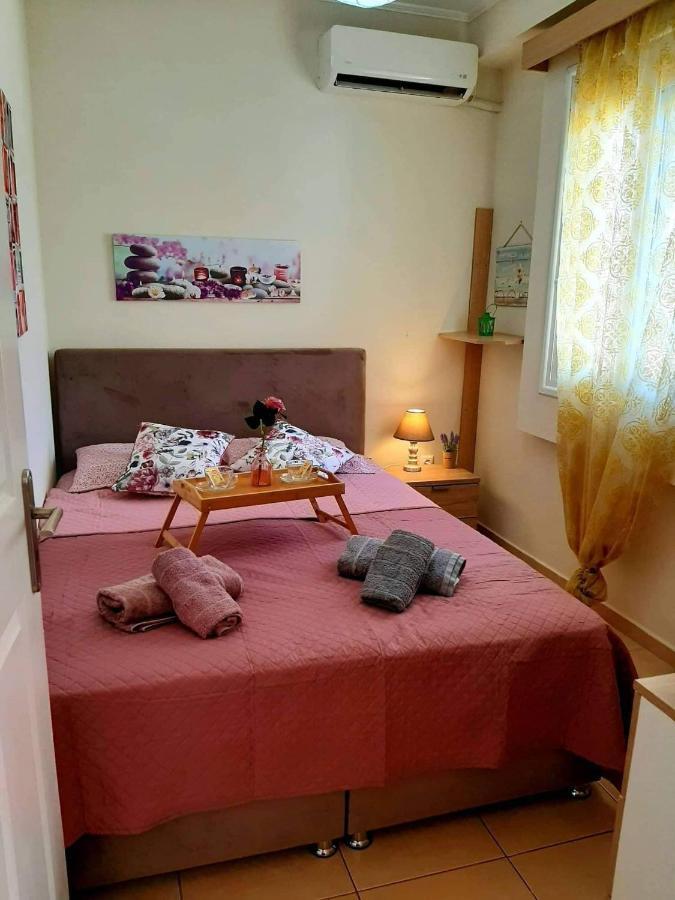 Central Square Appartment With Panoramic View Kalamata Exterior photo